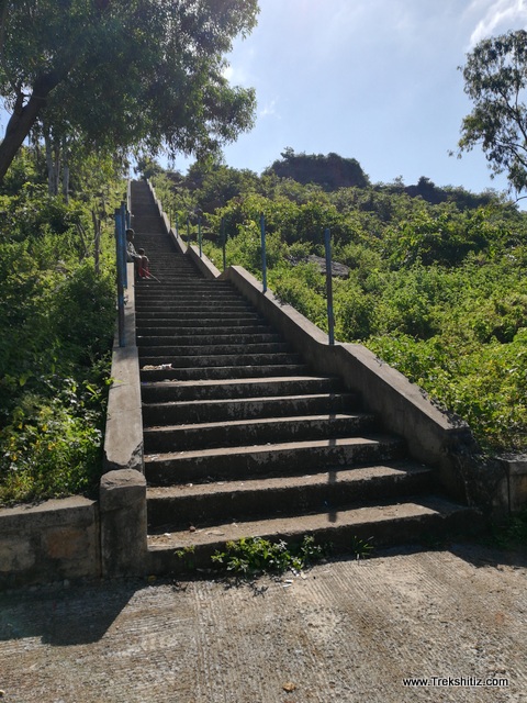 Steps to Kakati Fort,